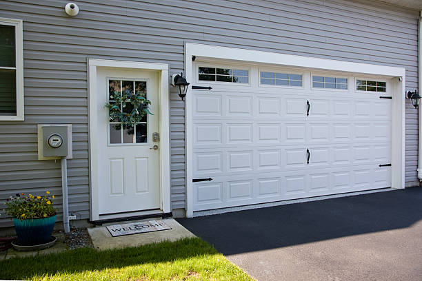24/7 Emergency Garage Door Panel Replacement experts in Scotland Neck, NC